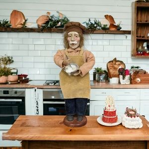 Vintage Christmas Caroler Figure “ The Baker” 13 inches